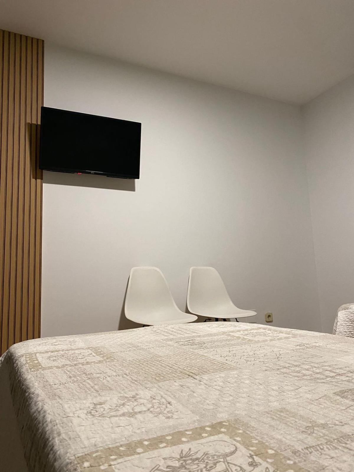 Hostal La Frontera Ferrol Exterior photo