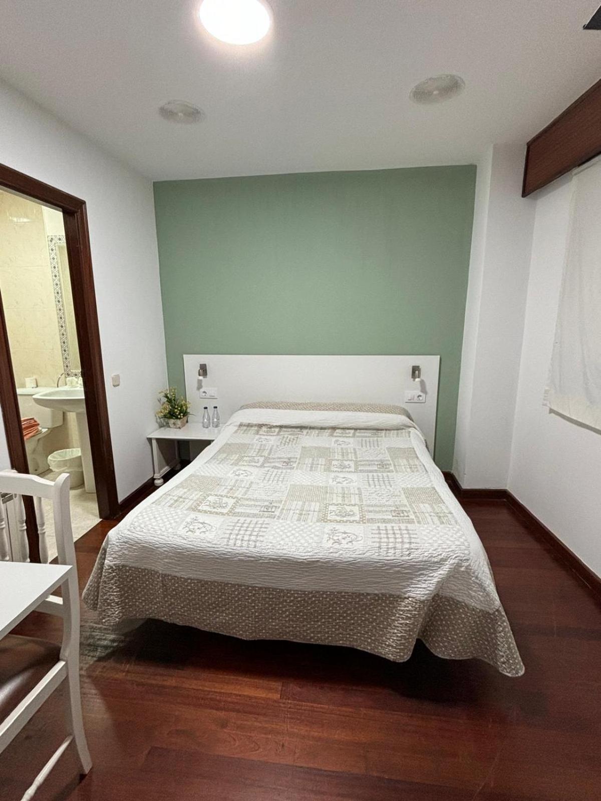 Hostal La Frontera Ferrol Exterior photo