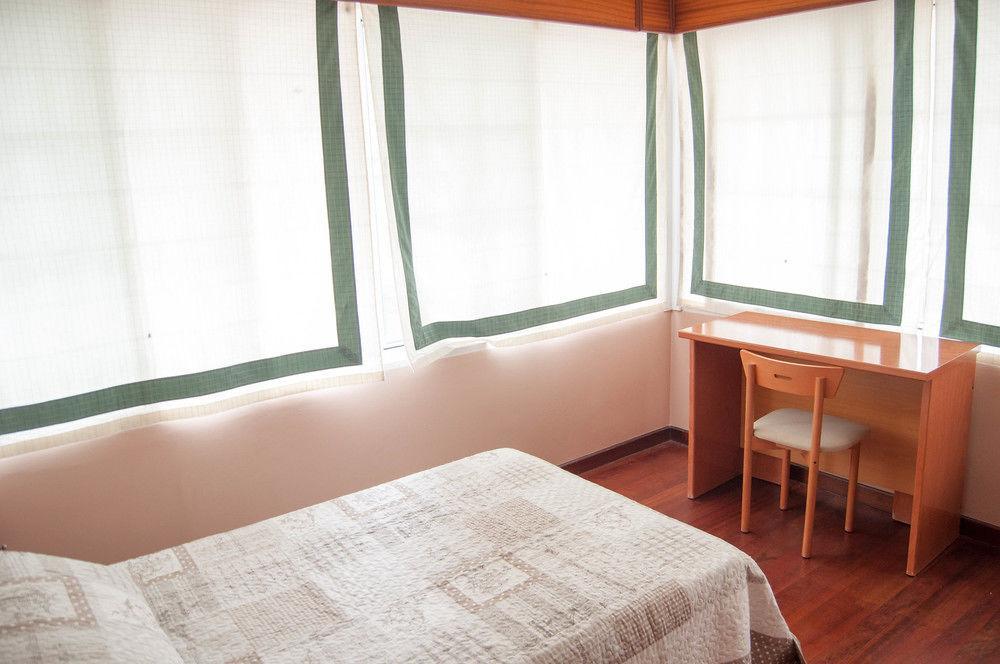 Hostal La Frontera Ferrol Exterior photo