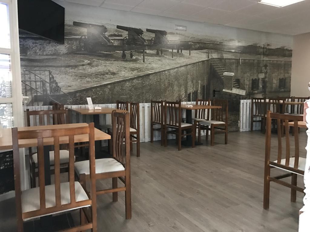 Hostal La Frontera Ferrol Exterior photo
